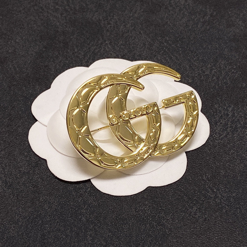18K Double Gucci Brooch