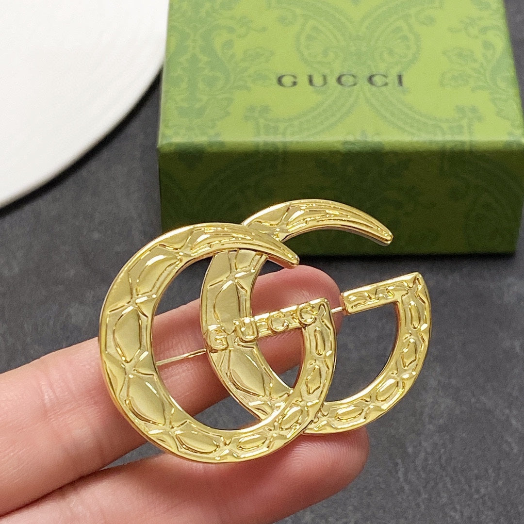 18K Double Gucci Brooch