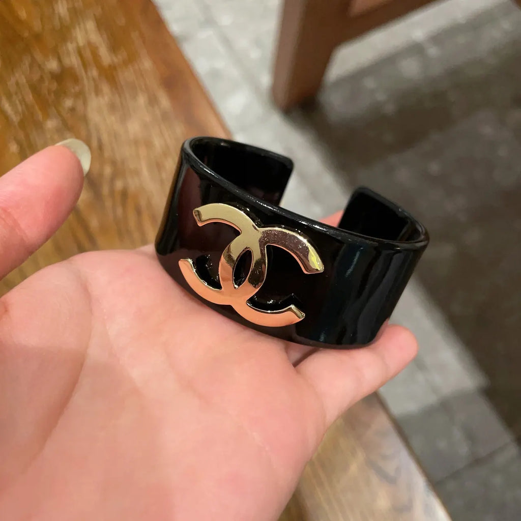 Designer Inspired Black Bangle Bracelet with Gold Logo - Hình 4