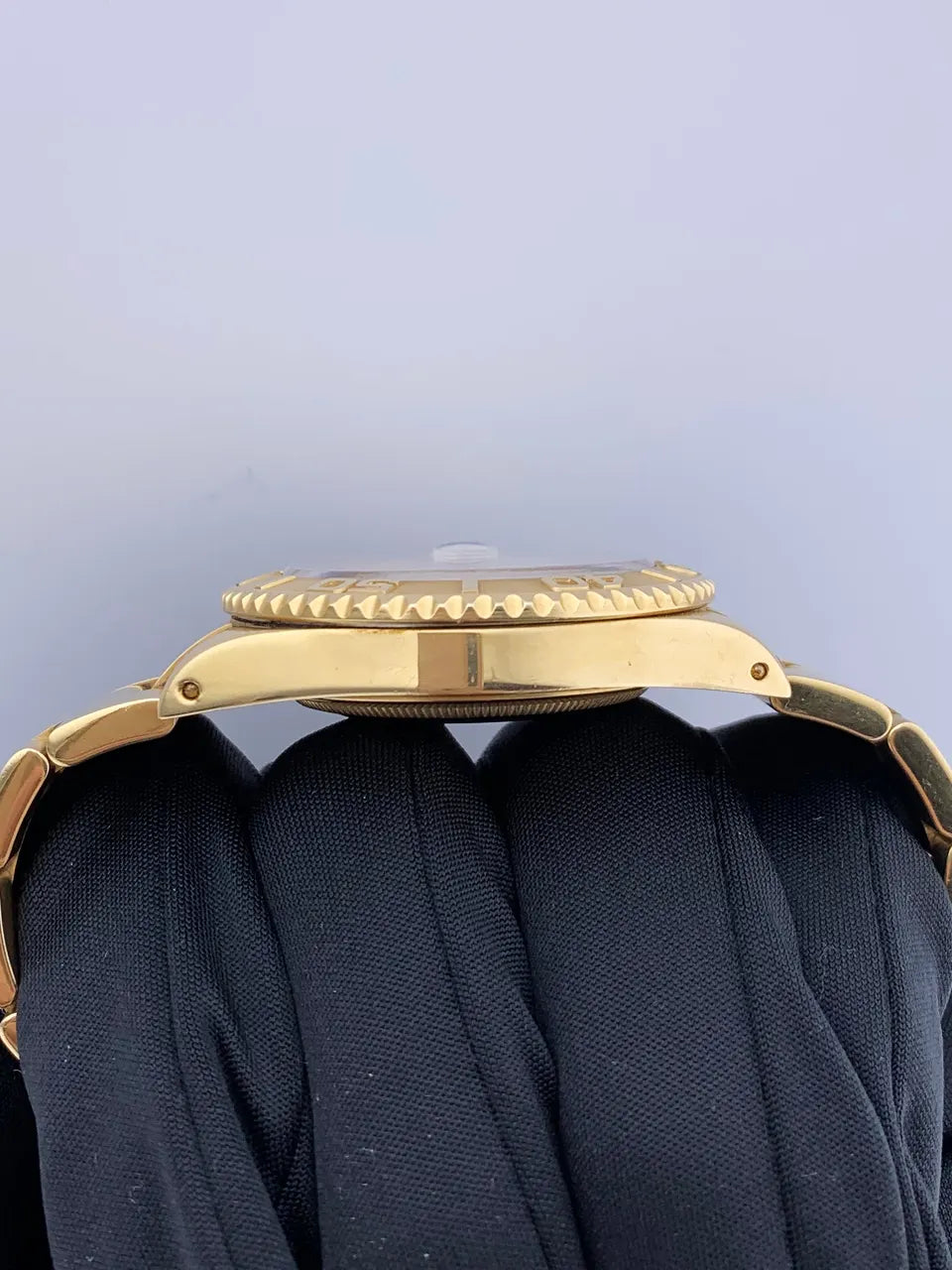 white Rolex Yacht-Master Gold - Hình 5
